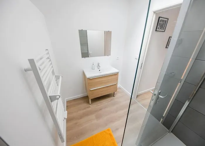 Chez Jean-paul - Rez De Jardin Et Parking Rosieres-Pres-Troyes