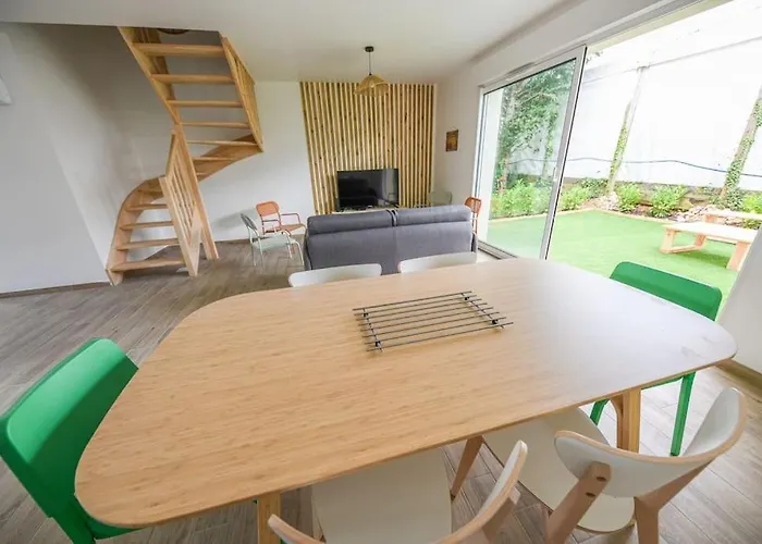 Holiday home Chez Jean-paul - Rez De Jardin Et Parking Rosieres-Pres-Troyes